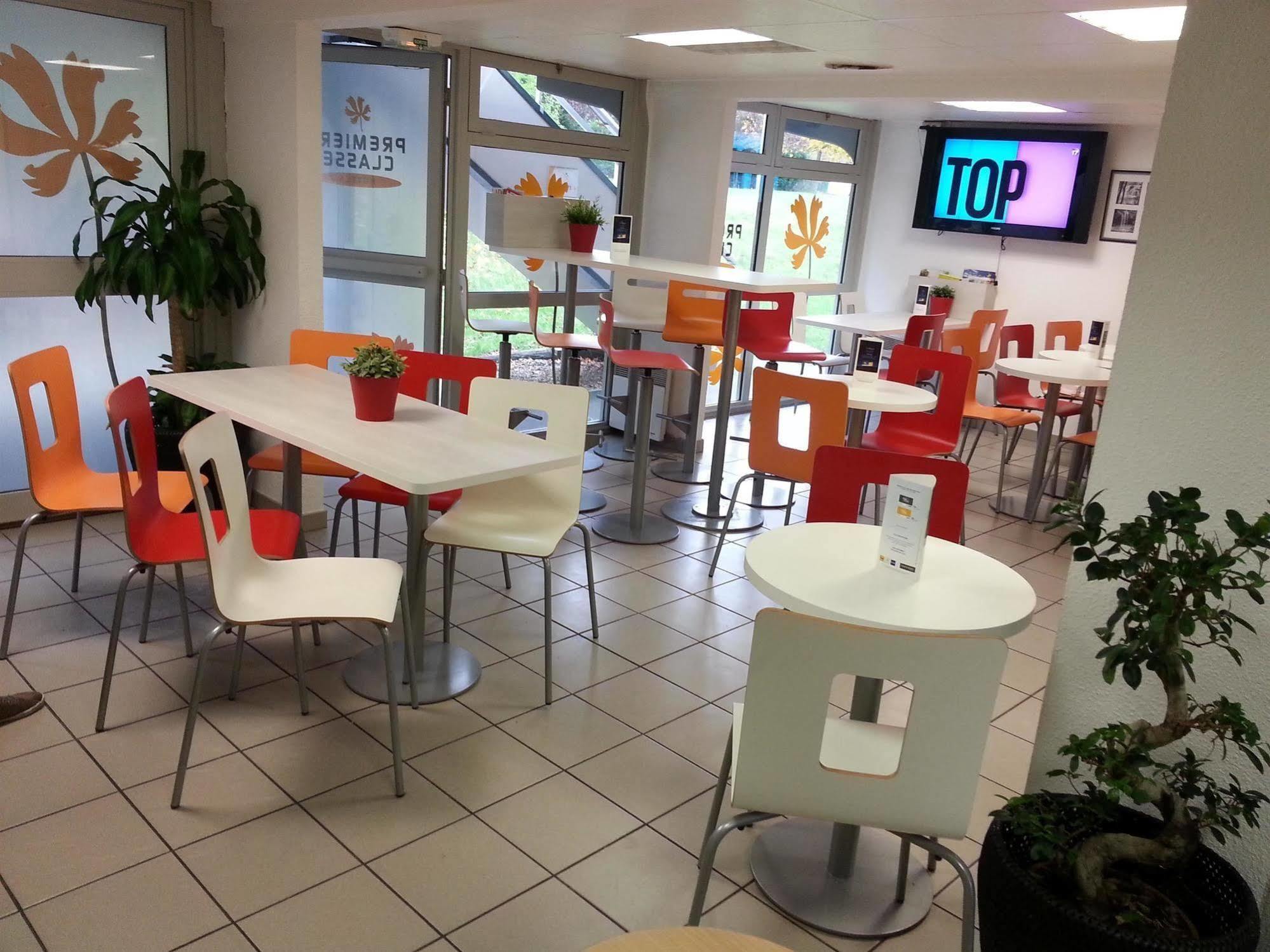 Chaumontel Premiere Classe Chantilly Sud Luzarches מראה חיצוני תמונה